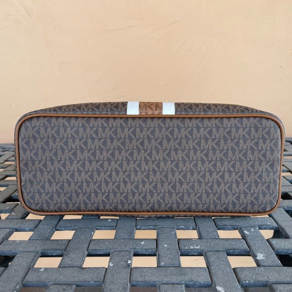 Michael Kors Jet Set Travel MD Carryall Shoulder Tote Bag Center Stripe MK Brown - Picture 4 of 11